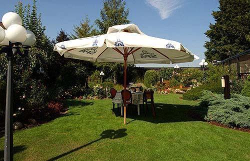 Hostellerie Au Vieux Hetre Жале Екстериор снимка