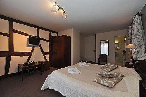 Hostellerie Au Vieux Hetre Жале Екстериор снимка